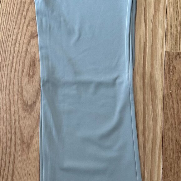 Lululemon - Picture 2 of 3